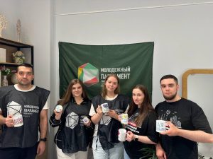 Юные парламентарии провели мастер-класс в Коммунарке. Фото: официальная страница Молодежной палаты района Коммунарка в социальных сетях