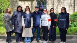 Мониторинг территории Коммунарки провели представители Молодежной палаты. Фото: официальная страница Молодежной палаты района Коммунарка в социальных сетях