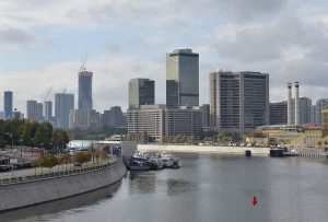 Сезон большого бега в Москве завершат фестиваль и полумарафон. Фото: Анна Быкова, «Вечерняя Москва»